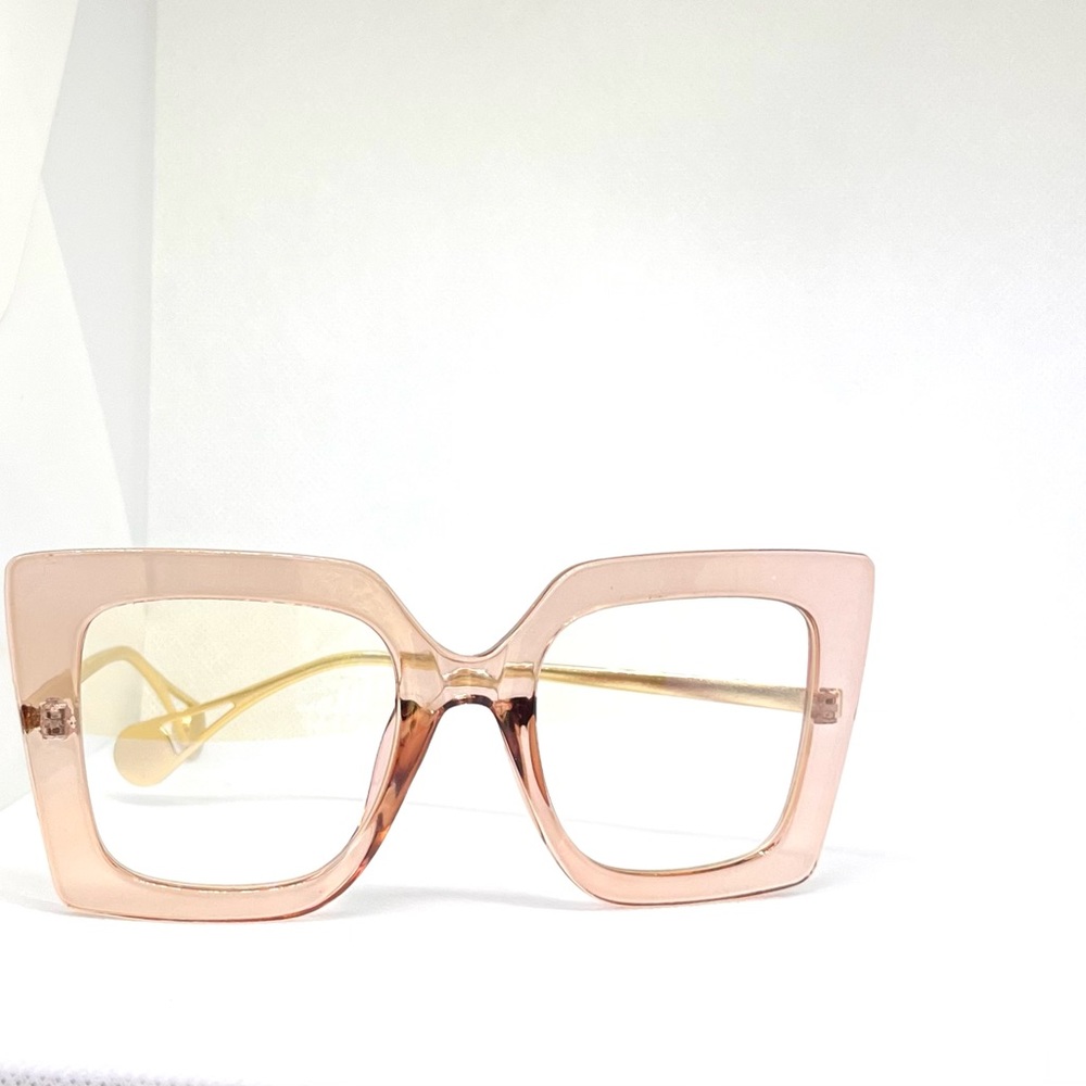 Stunning Eyewear